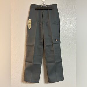 Mens Dickies gray loose fit straight leg work pants size 30 X 32